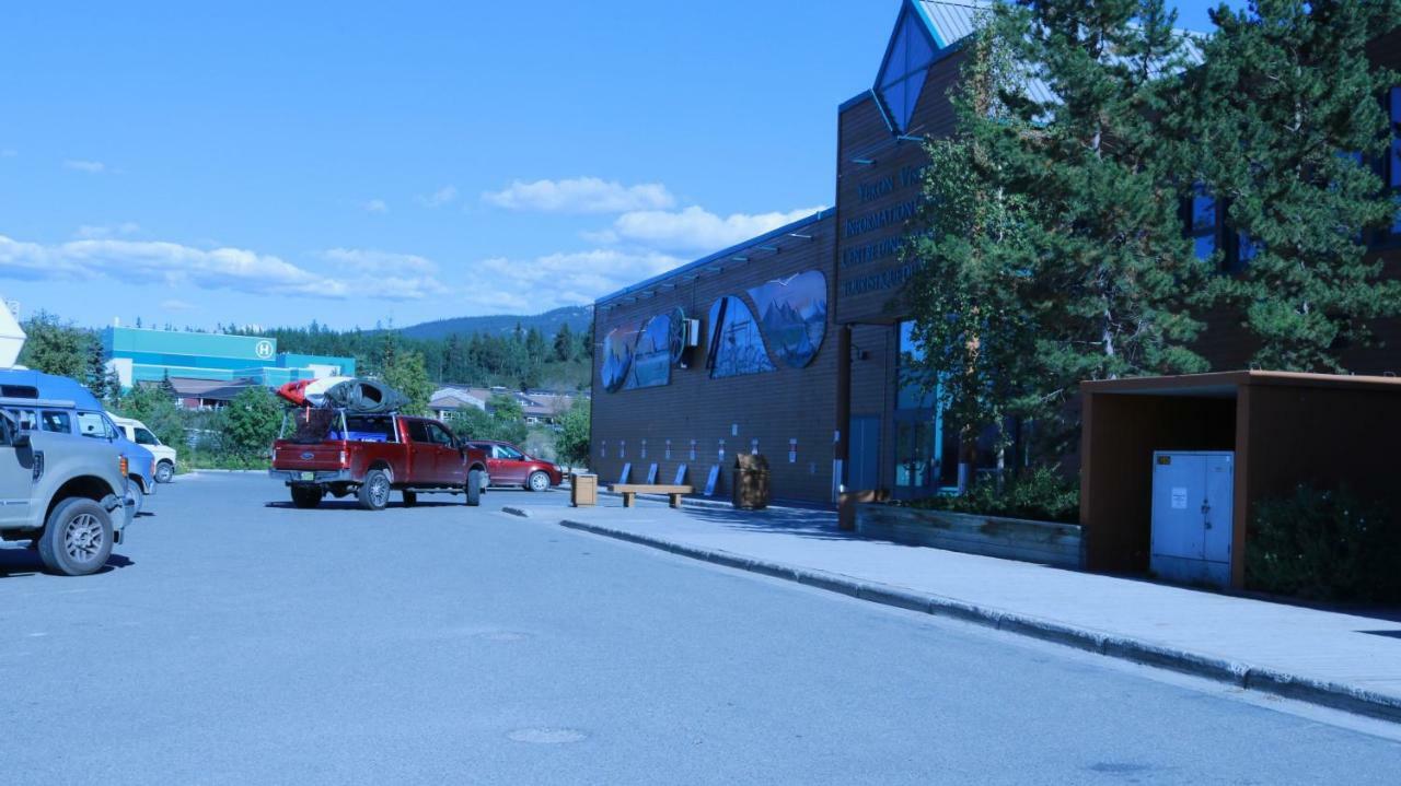 Elite Hotel -Downtown Center- "Ski & Northern Light Tour" "Hot Spring Tour "Long-Term Stay" Whitehorse Exterior photo